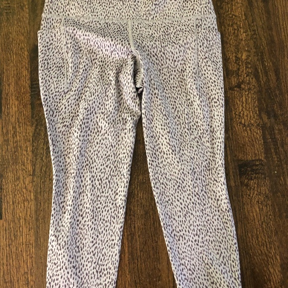 ATHLETA - Picture 3 of 5